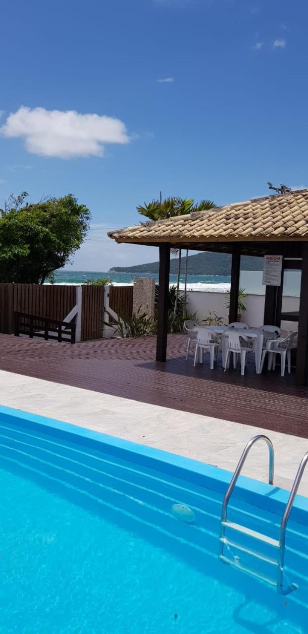 Ingleses Seashore Apartment